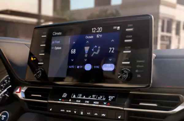 2021 Toyota Sienna Infotainment center radio